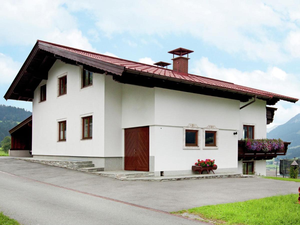 Beautiful Apartment In Brixen In The Thale Brixen im Thale Exterior photo